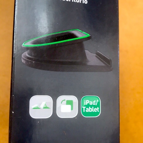 Leitz Mobile Rotating Desk Stand Apple iPad or Tablet (THIS STAND IS BLACK) - Picture 2 of 13